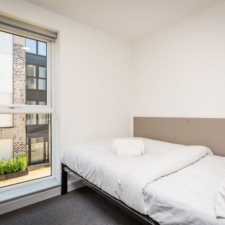 Ensuite Room With Shared Kitchen, Close To Centre- 18 Above リンカーン エクステリア 写真
