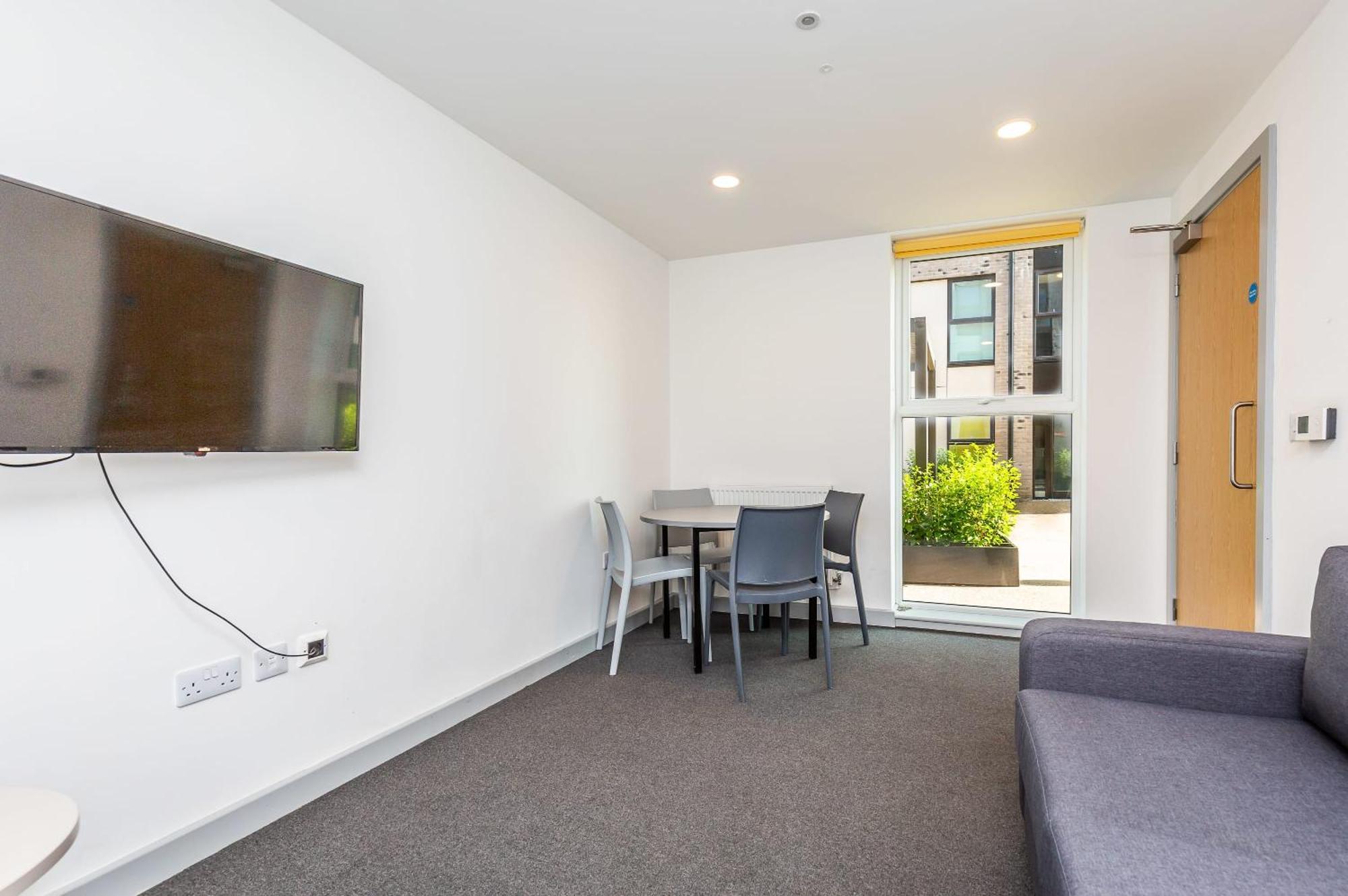 Ensuite Room With Shared Kitchen, Close To Centre- 18 Above リンカーン エクステリア 写真